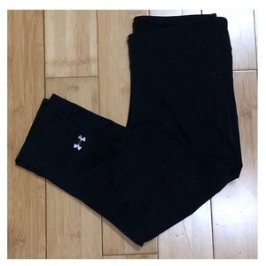 Underarmour Black Crop Leggings